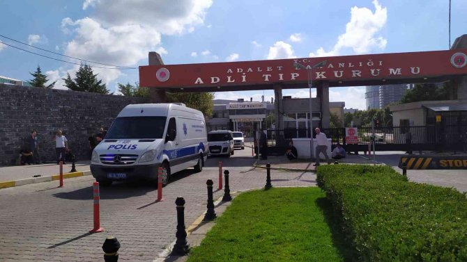 Şişli’de Olaya Müdahale Ederken Şehit Olan Bekçinin Cenazesi Adli Tıp Kurumundan Alındı