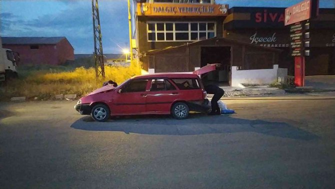 Drift Atarken Refüje Çıktı, Yaralı Olarak Kaçtı, Fenalaşınca Durdu