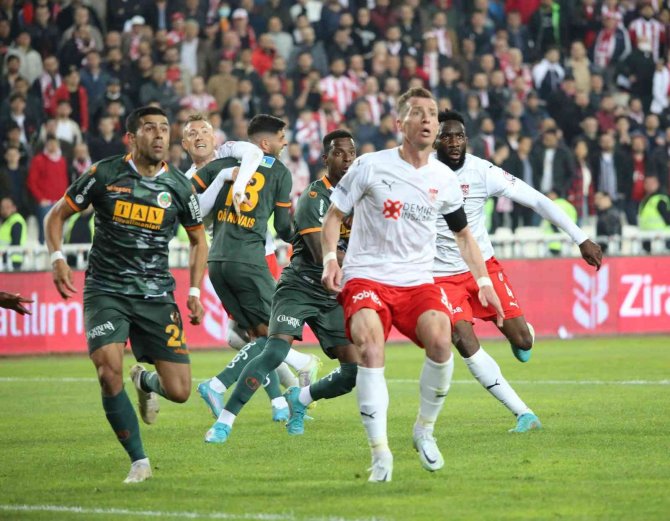 Sivasspor - Alanyaspor Rekabetinde 11. Randevu