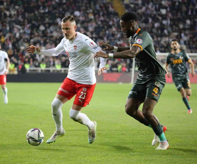 Sivasspor - Alanyaspor Rekabetinde 11. Randevu
