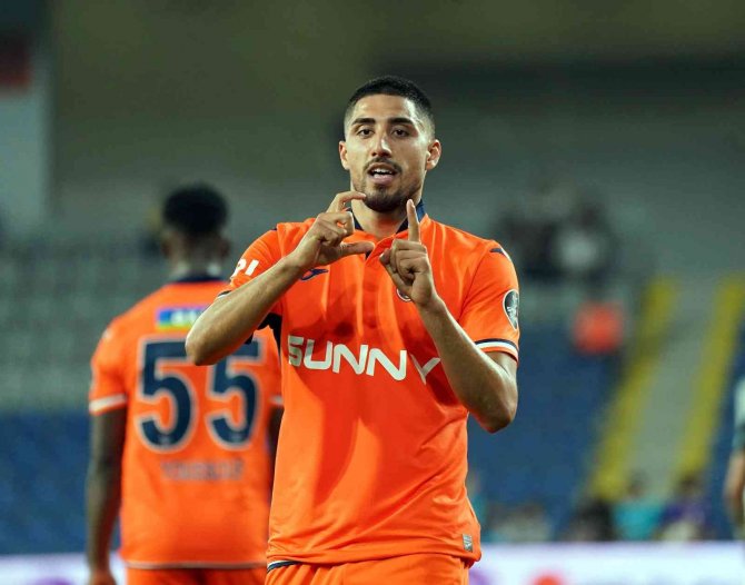 Spor Toto Süper Lig: Medipol Başakşehir: 2 - Kayserispor: 0 (Maç Sonucu)