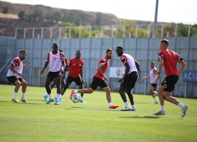Sivasspor, Alanyaspor Maçının Taktiğini Çalıştı