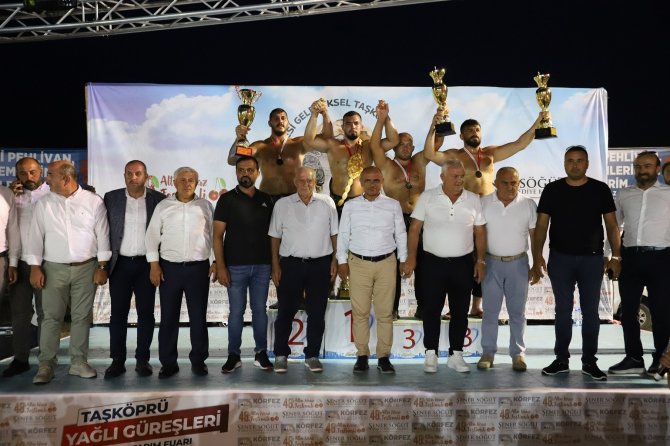 Taşköprü’de Kazanan Yusuf Can Zeybek Oldu