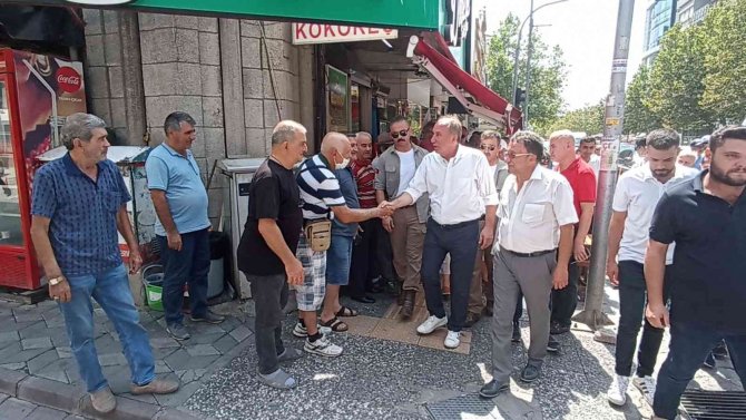 Memleket Partisi Genel Başkanı Muharrem İ̇nce, Edremit’teki Esnaf Ziyaretlerinde Konuştu