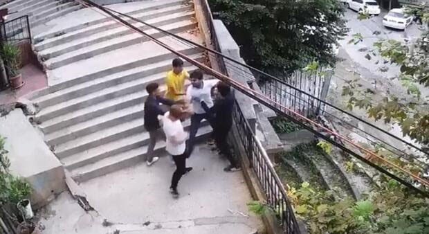 Beyoğlu’nda Bilgisayar Mühendisi Genci Gasp Eden Şahıs Yakalandı