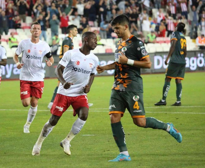 Sivasspor’da Max Gradel 2. Golünü Attı