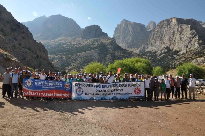Eğitimciler Demirkazık Eteklerinde Sağlıklı Yaşam Yürüyüşü Yaptı
