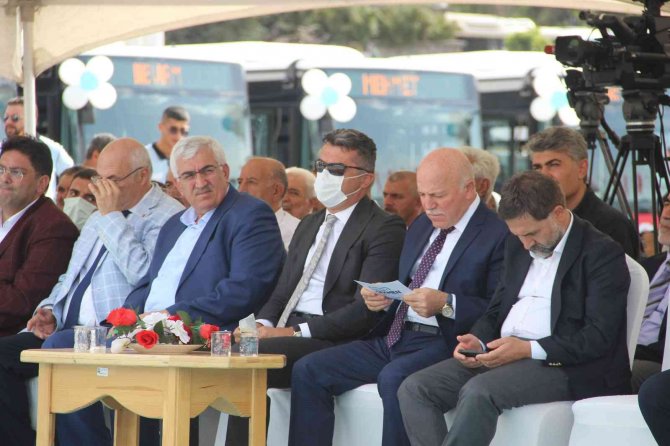 Vali Memiş: “Türkiye Otobüs Ve Kamyon Üretiminde Dünya Birincisi”