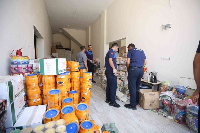 Şanlıurfa’da Gıda Depolarına Operasyon Düzenlendi
