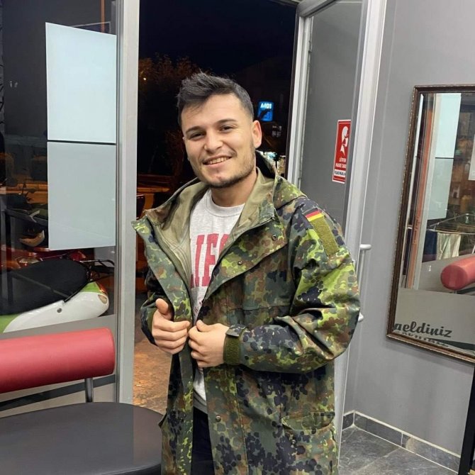 Motosikletiyle Duvara Çarpan Genç Sürücü Yaşamını Yitirdi