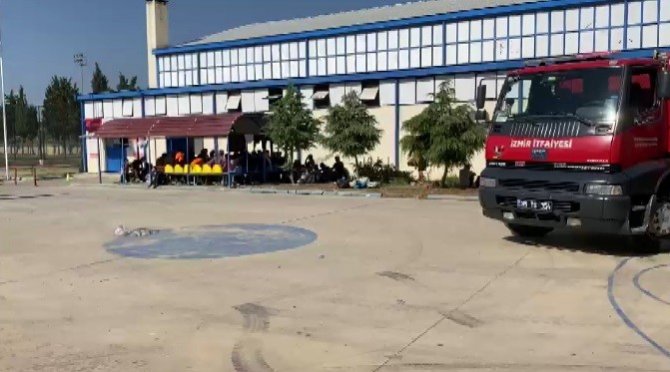 Kaçmak İsteyen Göçmenler, Kaldıkları Odayı Ateşe Verdi