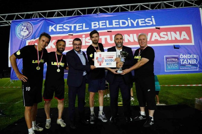 Kestel’de Ayak Tenisi Heyecanı Ödül Töreniyle Son Buldu