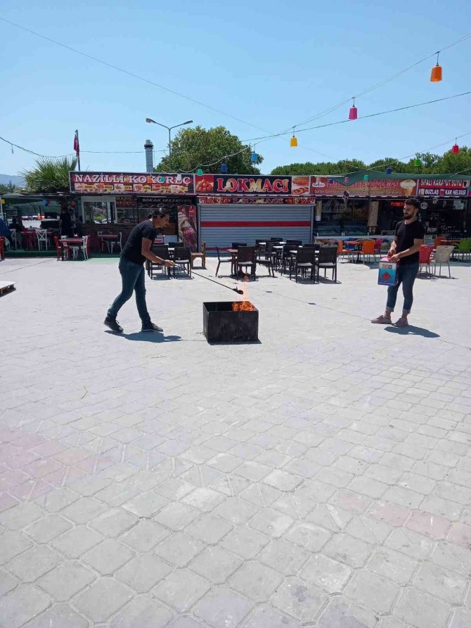 Kuşadası Nazilli Halk Pazar’ında Yangın Söndürme Eğitimi Verildi