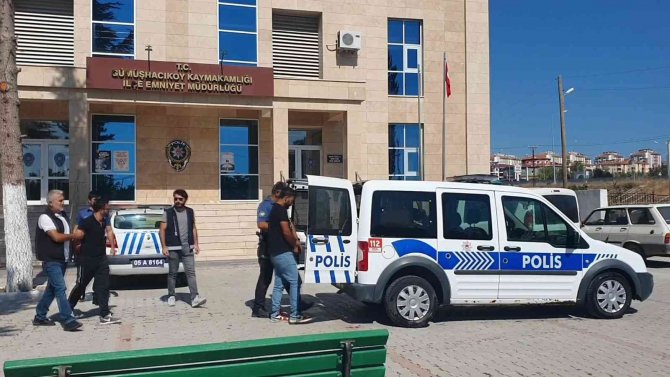 Çalıntı Motosiklet 10 Gün Sonra Saman Balyalarının Arasında Bulundu