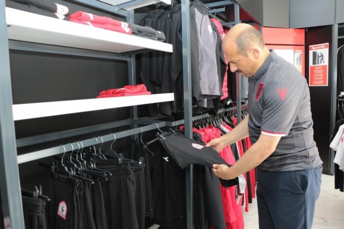 Dereci: "Samsunspor Başaracak"