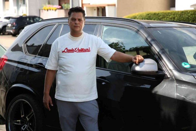 Seyir Halindeki Araçta Bayılan Alman Sürücünün Hayatını Türk Sürücü Kurtardı