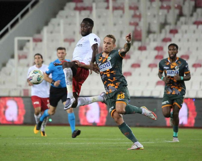 Spor Toto Süper Lig: D.g. Sivasspor: 1 - Alanyaspor: 1 (Maç Sonucu)