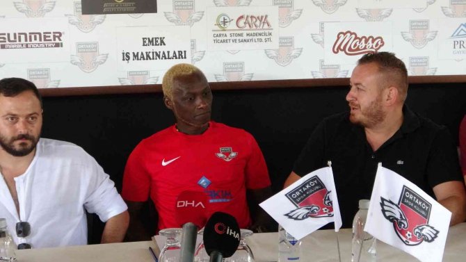 İ̇brahim Yattara, Muğla Süper Amatör Lig Takımı Ortaköyspor İle Sözleşme İmzaladı