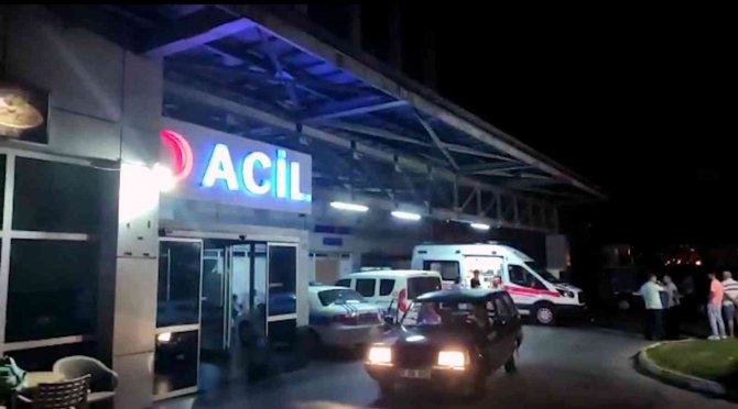 Düğün Yemeğinden Zehirlenen 20 Kişi Hastaneye Kaldırıldı