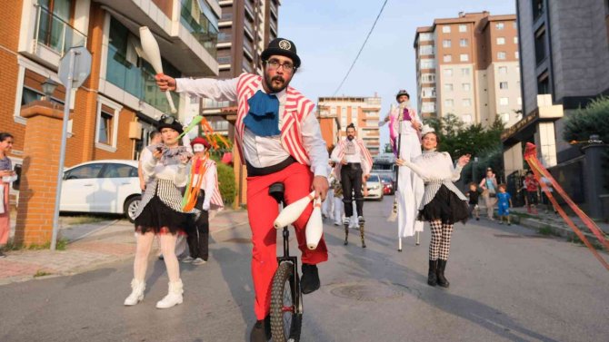 Maltepe’de Sanat, Sokakla Buluştu