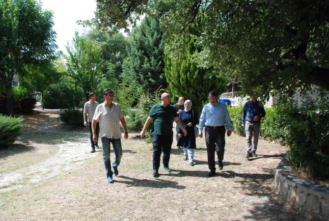 Başkan Akçadurak: “Yaptığımız Çalışmaları Vatandaşlarımızın Talepleri Doğrultusunda Gerçekleştiriyoruz”