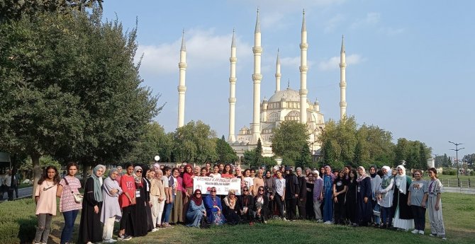 "Yazımda Kardeşlik Var" Bölge İçi Kampı Adana’da Başladı
