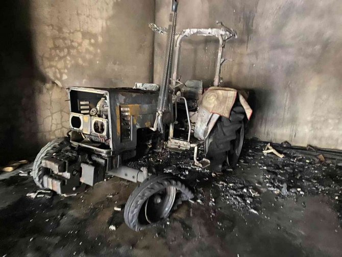 Çermik’te Bir Oto Galeride Yangın