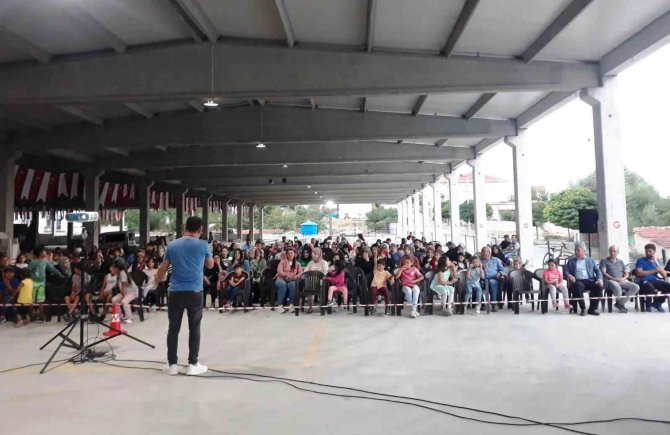 Gezen Sinema Tırı Altıntaş’ta