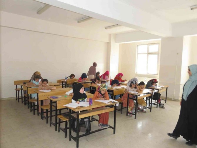 Şemdinli’de Ödüllü Bilgi Yarışması