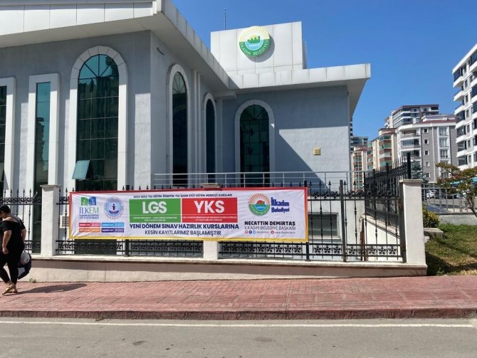 Demirtaş: “Ailelerimizin Yükünü Hafifletmek İstiyoruz”