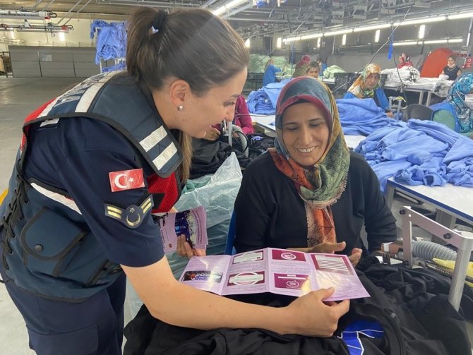Fabrika Çalışanlarına Kadına ‘El Kalkamaz’ Eğitimleri