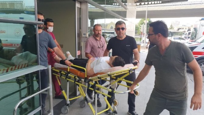 Aranan Kadın Balkondan Atladı, Polisten Kaçamadı