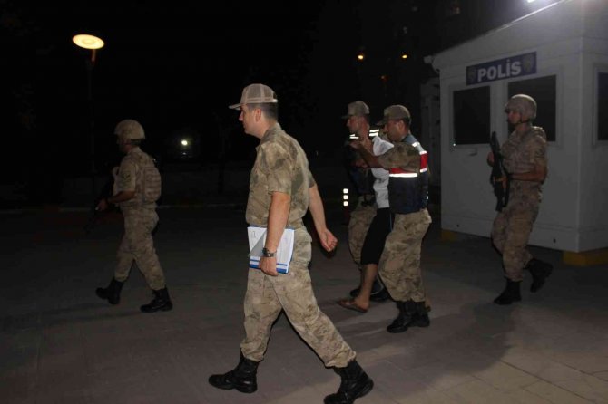 Kilis’te Öldürülen Anne Ve Kızın Katil Zanlısı Adliyeye Sevk Edildi