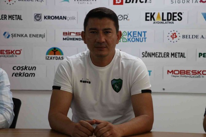 Fırat Gül: "Beklenen, Özlenen Kocaelispor Sahada Olacak"