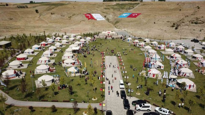 Ahlat’ta 1071 Etkinlikleri Başladı