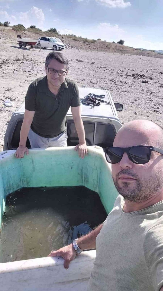 Sevişler’e 343 Bin Yavru Sazan Bırakıldı