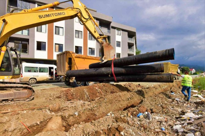 Altınordu’da Altyapı Çalışmaları Sürüyor