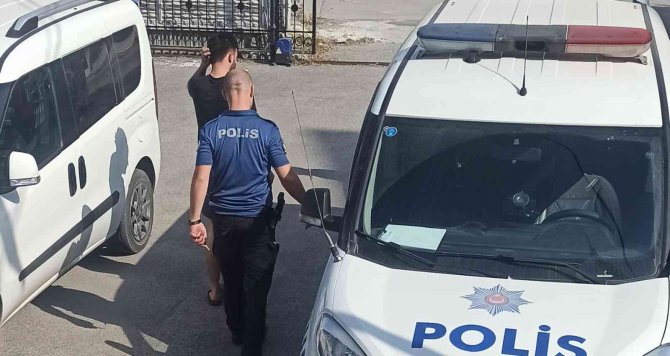 Bafra’da Kubar Esrar Ve Hint Keneviri Ele Geçirildi