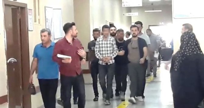 Şanlıurfa’da 10 Kilogram Esrar Ele Geçirildi: 3 Gözaltı
