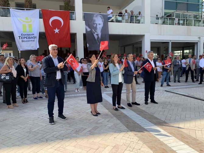 Tepebaşı Belediyesi Ve Di̇sk Genel İ̇ş Sendikası Arasında İş Sözleşmesi