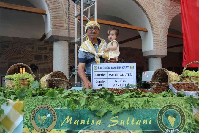 Sezonun İlk Kuru Üzümüne Rekor Fiyat