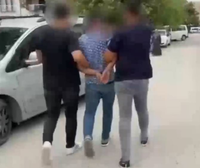 Düzensiz Göçmenleri Alıkoyup Ailelerinden Fidye İsteyen 3 Organizatöre Operasyon