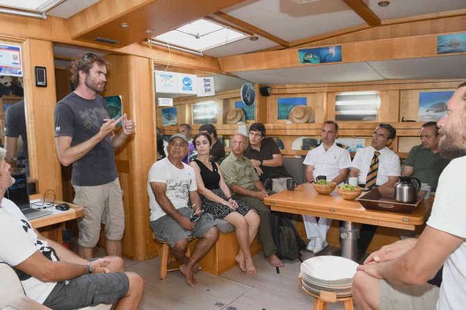 Wwf’nin Blue Panda Yelkenlisi Kuşadası Ziyaretini Sürdürüyor