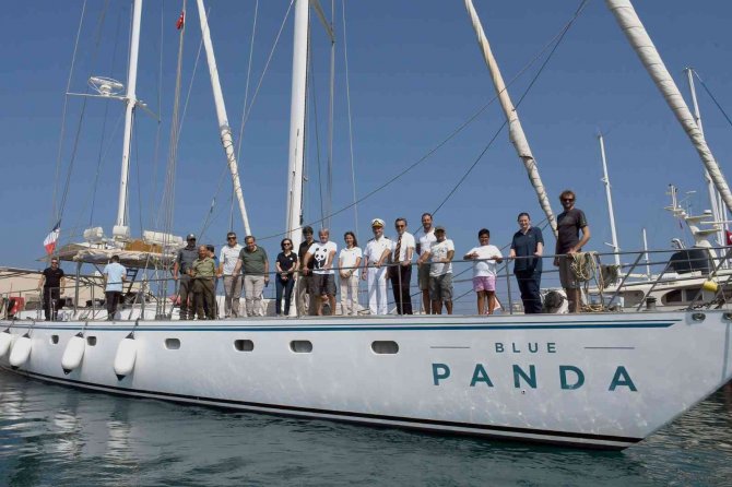 Wwf’nin Blue Panda Yelkenlisi Kuşadası Ziyaretini Sürdürüyor