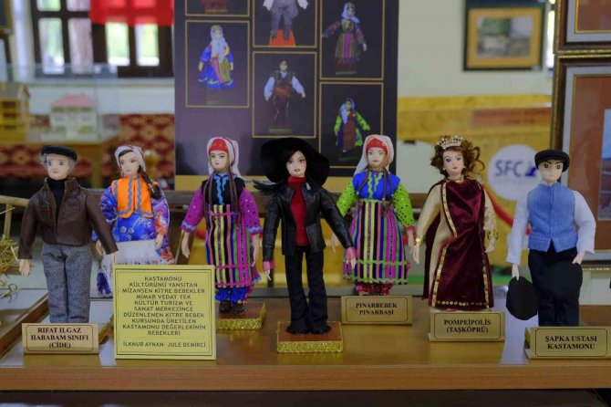 500’ün Üzerinde Eserin Yer Aldığı Sergiye Yoğun İlgi