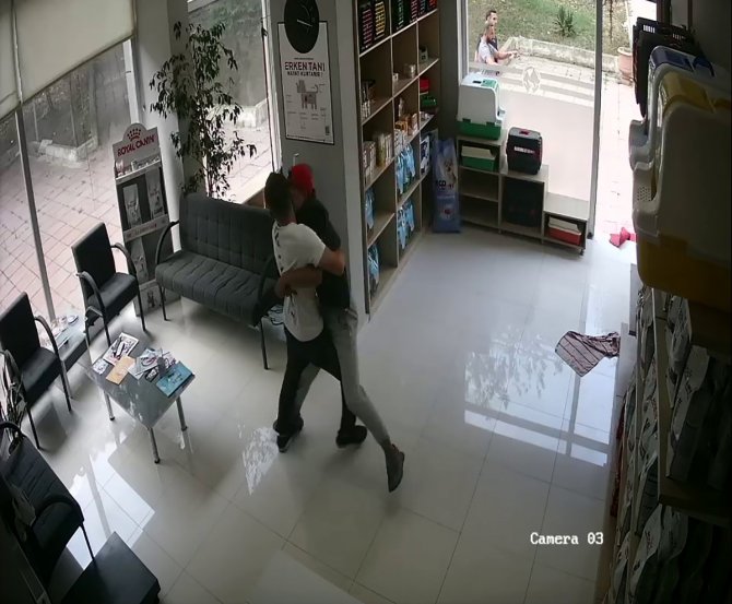 Veteriner Kliniğinde Dehşet Anları Kamerada