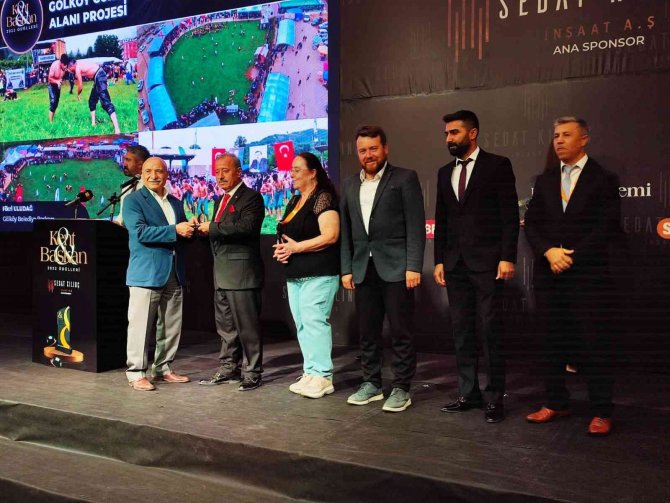 Bin 363 Başvuru Arasından Birincilik Ödülü Aldı