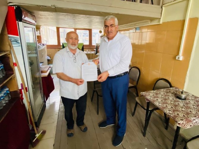 Öz: “İ̇lk Günkü Aşkla Hizmet Ediyoruz”