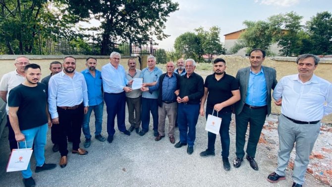 Öz: “İ̇lk Günkü Aşkla Hizmet Ediyoruz”