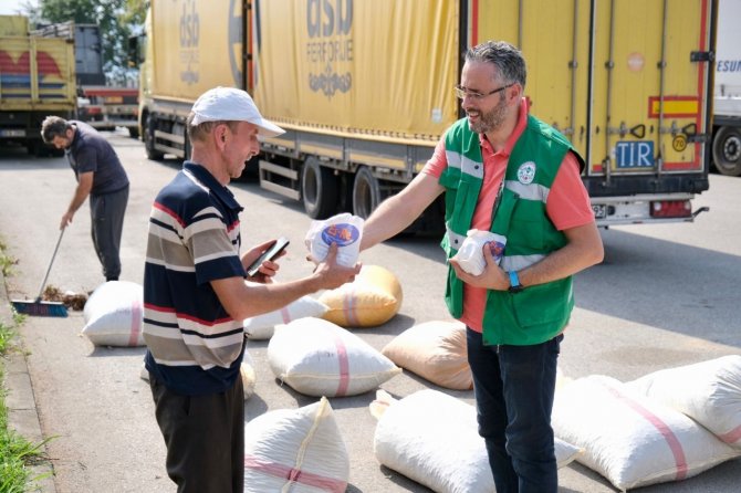 Giresun Belediyesinden Fındık Üreticilerine İkram